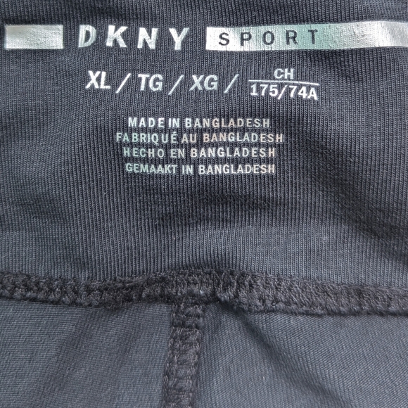 2 Pair Women's Athletic/Performance Leggings size XL - Picture 13 of 16